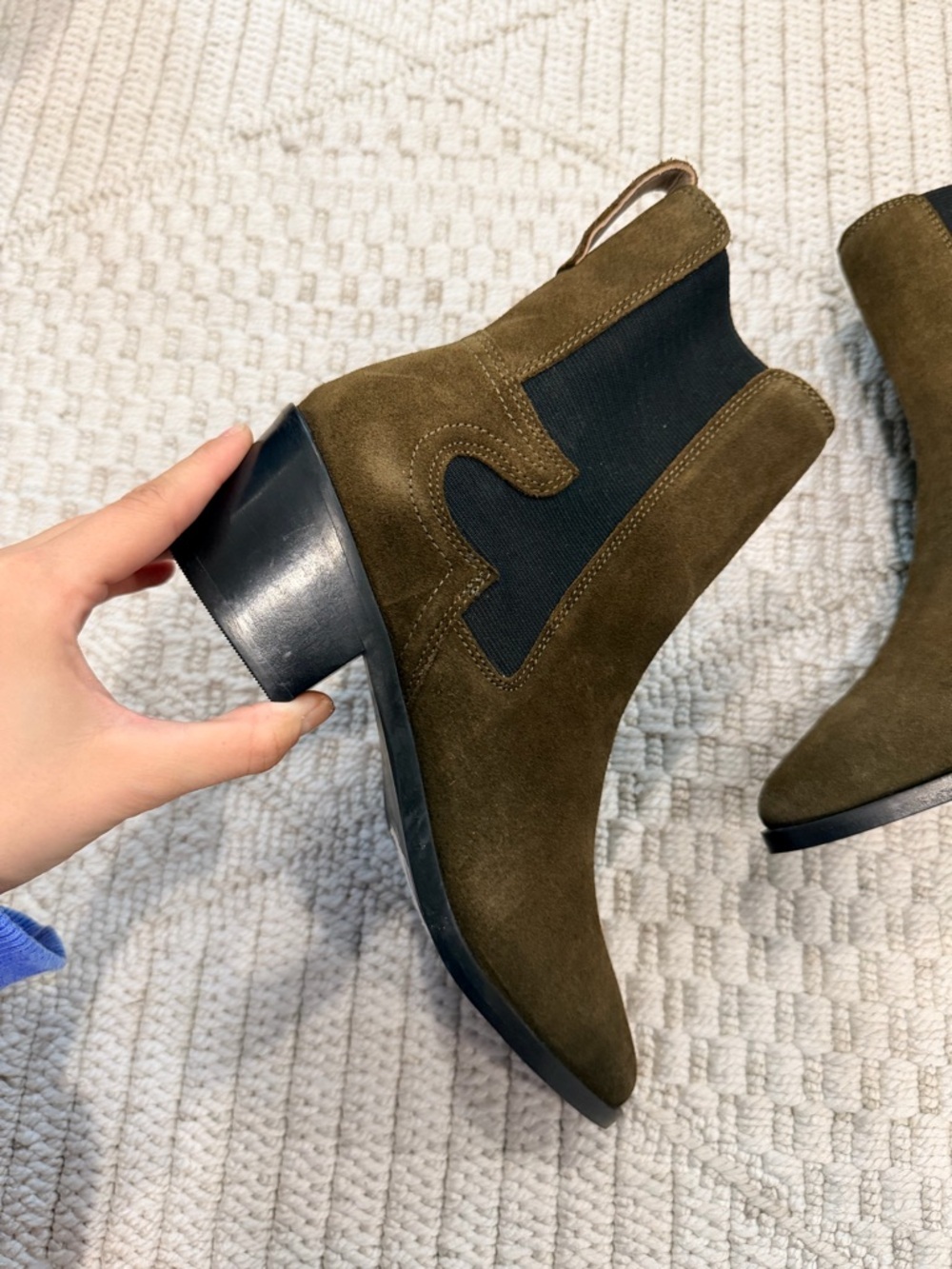 AllSaints Kara Chelsea Boots - Picture 3 of 8